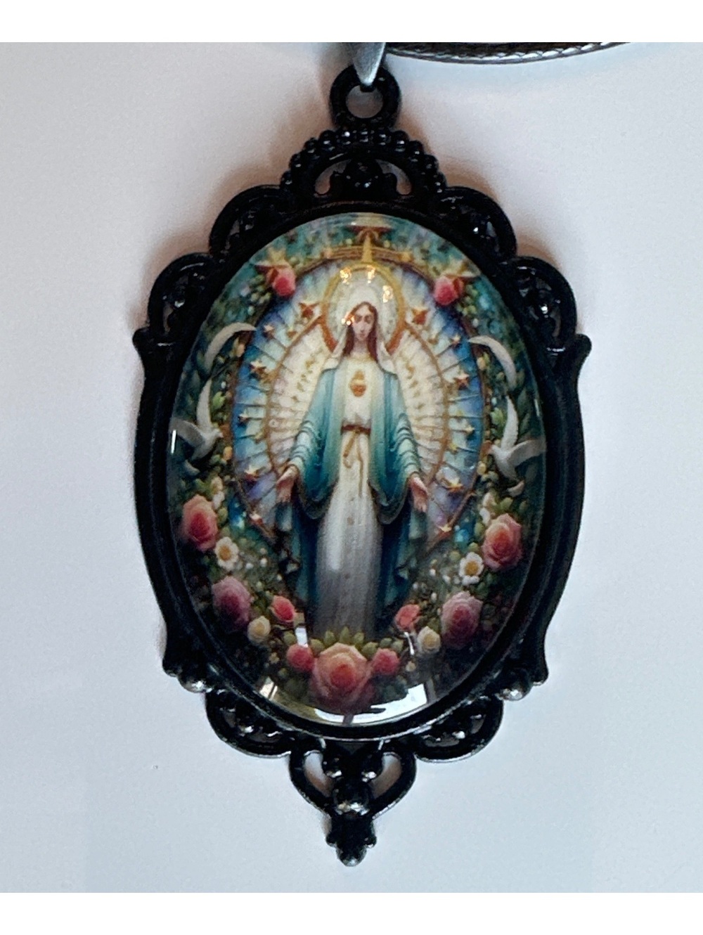Breathtaking Oval - Sacred Heart of Mary - Pendant Necklace